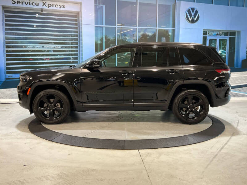 2023 Jeep Grand Cherokee Altitude