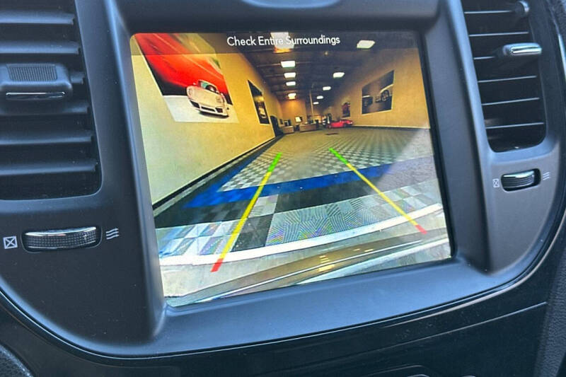 2018 Chrysler 300 S
