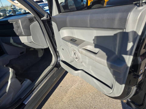 2007 Jeep Commander Sport