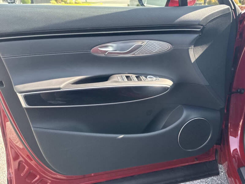 2026 Genesis GV70