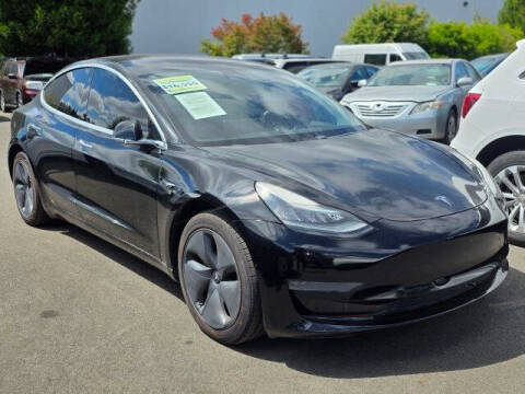 2020 Tesla Model 3 Long Range Photo