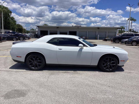 2021 Dodge Challenger SXT