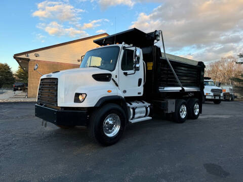 2015 Freightliner 114 SD