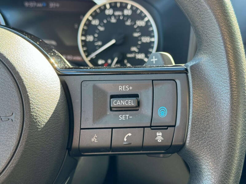 2022 Nissan Rogue SV