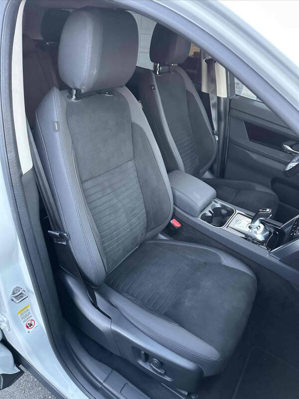 2020 Land Rover Discovery Sport P250 Standard