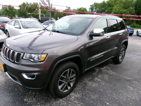 2019 Jeep Grand Cherokee for sale at River City Auto Sales in Cottage Hills IL