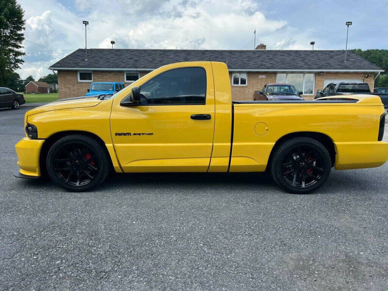 2005 Dodge Ram 1500 SRT-10