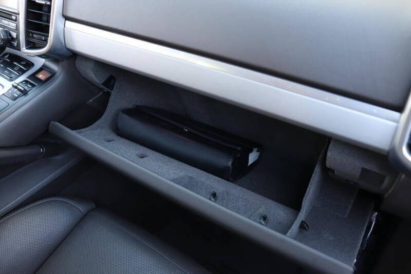 2015 Porsche Cayenne Turbo