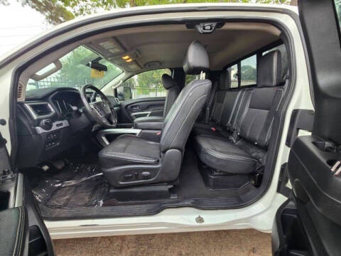 2017 Nissan Titan PRO-4X