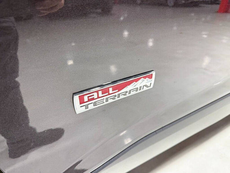 2017 GMC Acadia SLE-2