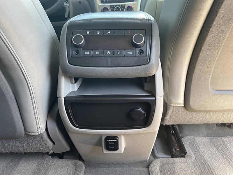 2016 GMC Acadia SLT-1