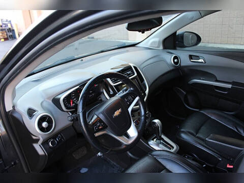 2019 Chevrolet Sonic Premier Auto