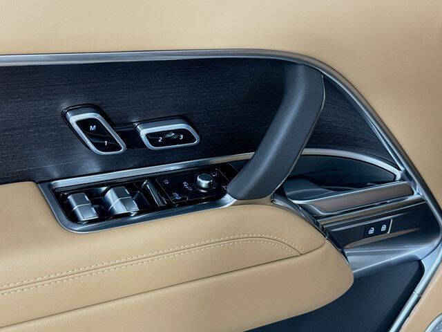 2025 Land Rover Range Rover P530 Autobiography