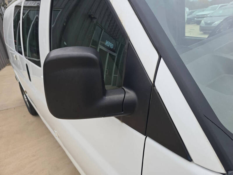 2019 Chevrolet Express 2500