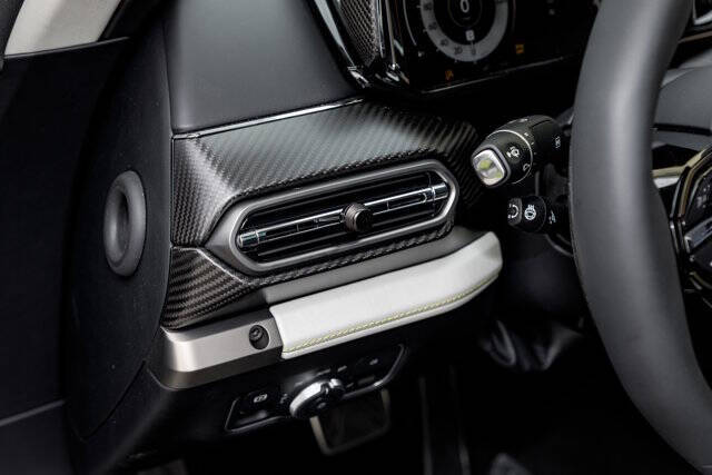 2025 Aston Martin Vanquish