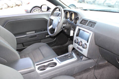 2010 Dodge Challenger SE