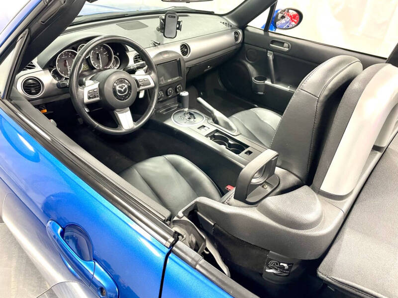 2006 Mazda MX-5 Miata Sport