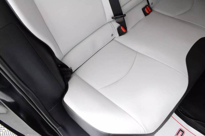 2022 Toyota Prius XLE AWD-e
