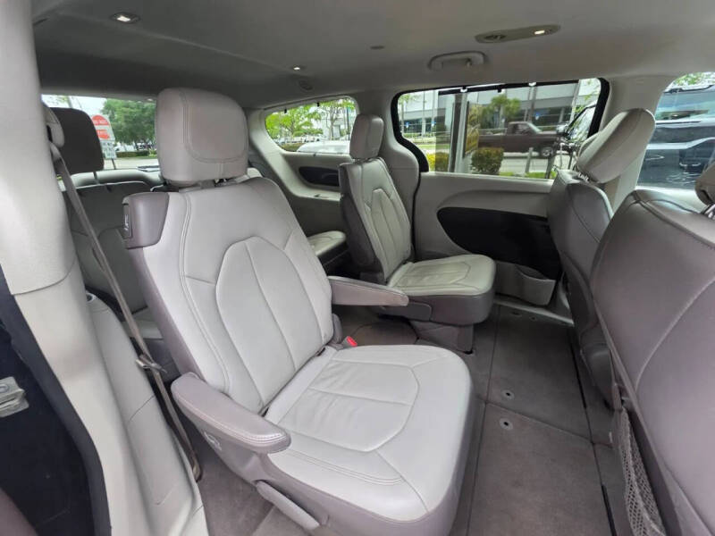 2017 Chrysler Pacifica