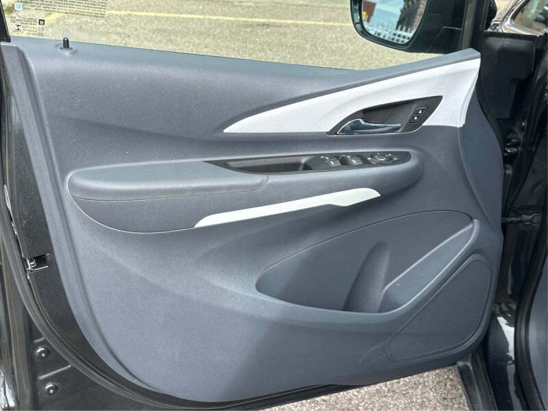 2021 Chevrolet Bolt EV LT