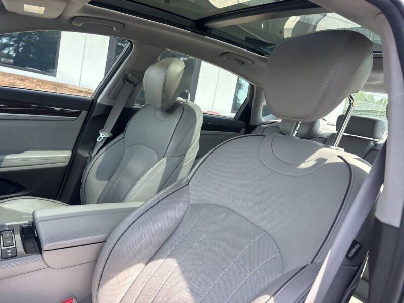 2015 Hyundai Genesis