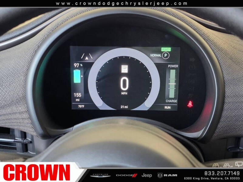 2025 FIAT 500e Giorgio Armani