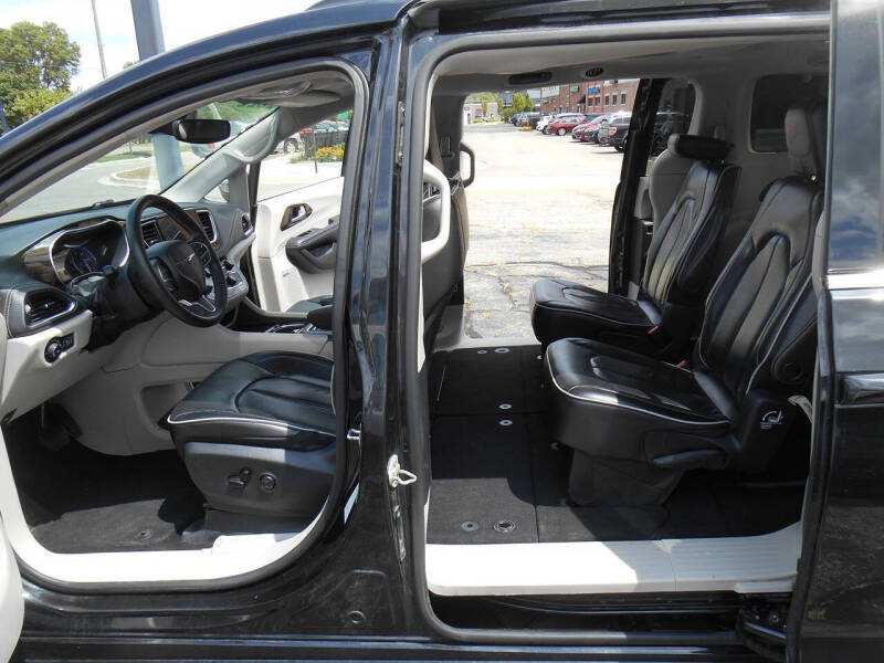 2022 Chrysler Pacifica Limited