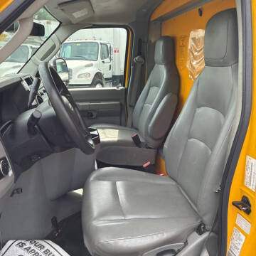 2021 Ford E-Series E-350 SD