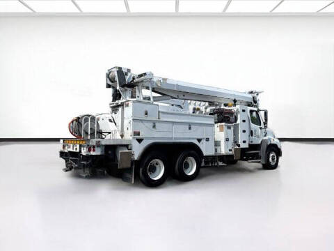 2016 Freightliner 114 SD