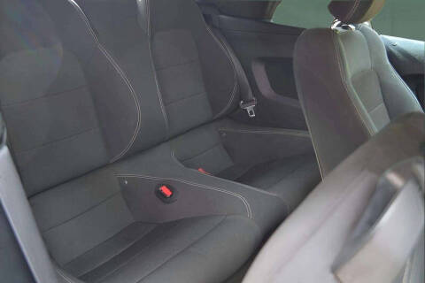 2015 Ford Mustang V6