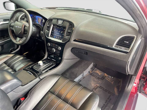 2023 Chrysler 300 S V6