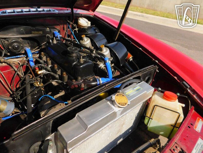 1974 MG B