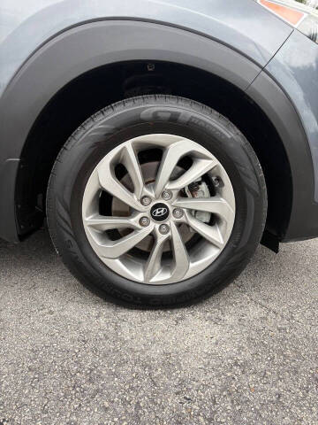 2016 Hyundai Tucson SE