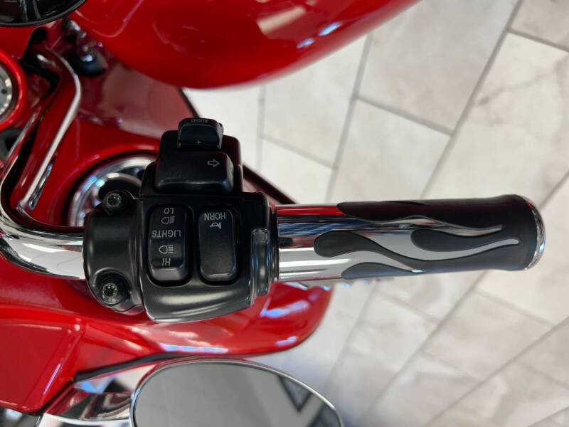 2012 Harley-Davidson Street Glide Special