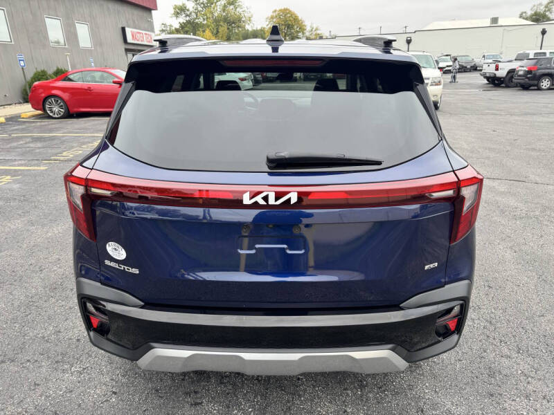 2024 Kia Seltos EX