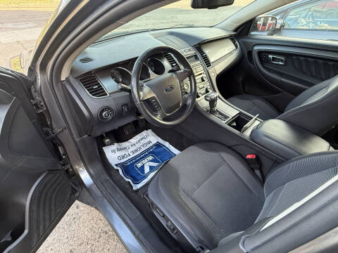 2011 Ford Taurus SEL