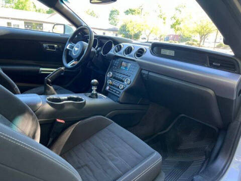 2017 Ford Mustang EcoBoost