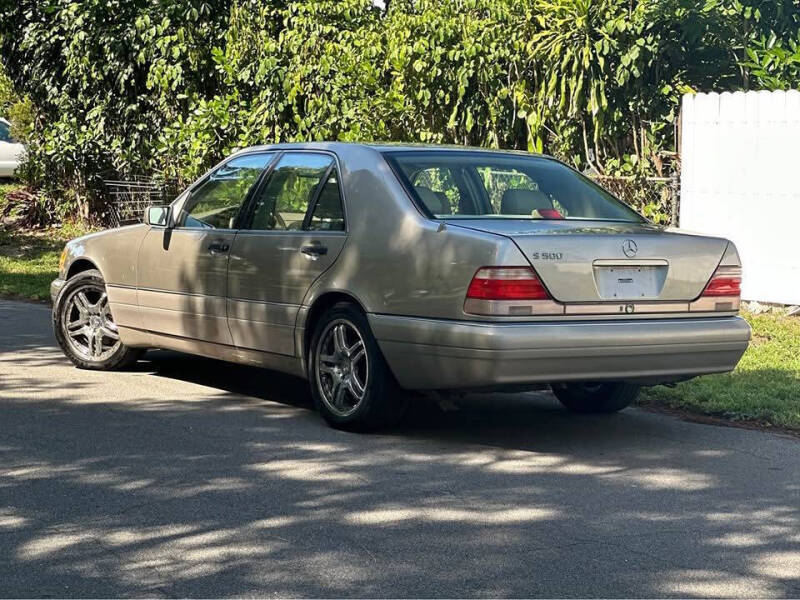 1997 Mercedes-Benz S-Class S 320 SWB
