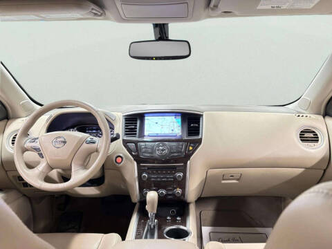 2013 Nissan Pathfinder Platinum