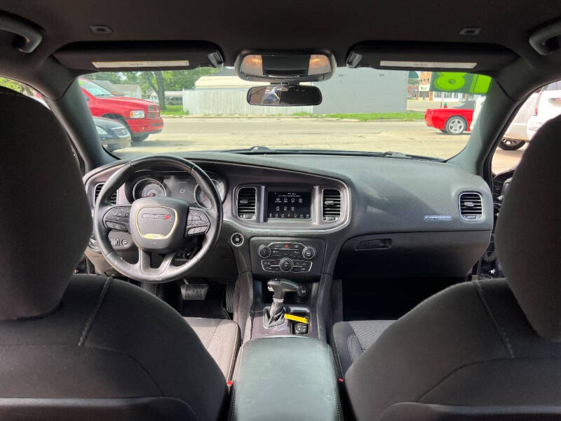 2018 Dodge Charger SXT