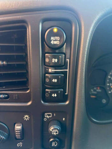 2005 Chevrolet Suburban 2500 LT