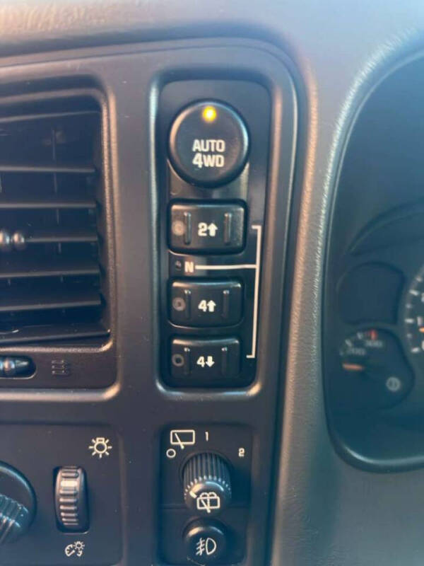 2005 Chevrolet Suburban 2500 LT