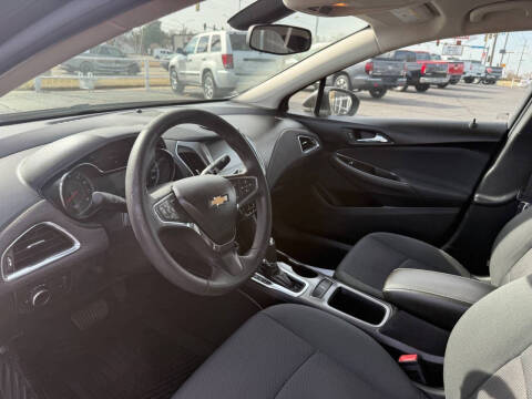 2017 Chevrolet Cruze LT Auto