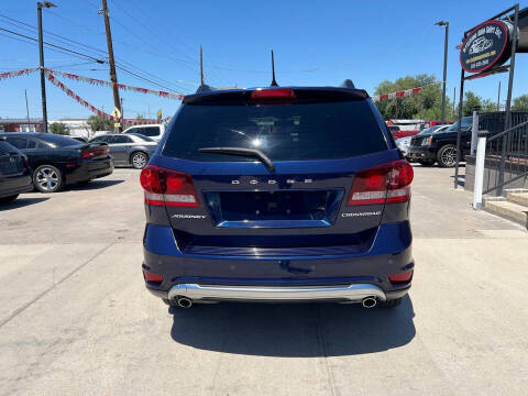 2018 Dodge Journey Crossroad