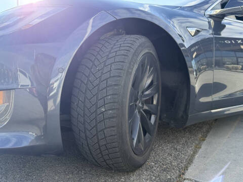 2020 Tesla Model S Long Range Plus