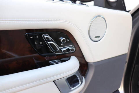 2020 Land Rover Range Rover P525 HSE