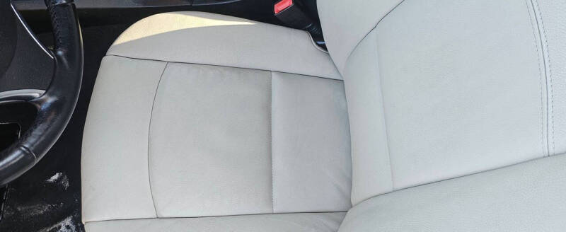 2011 BMW 3 Series 328i