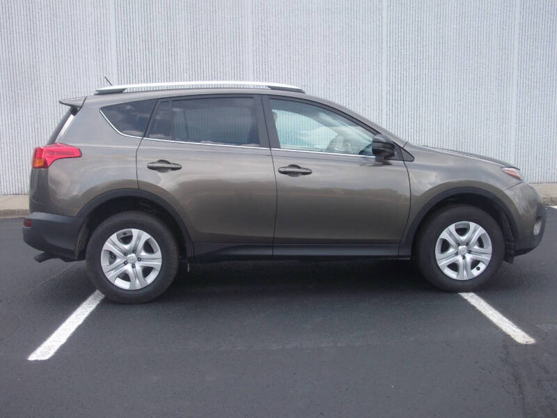 2013 Toyota RAV4 LE
