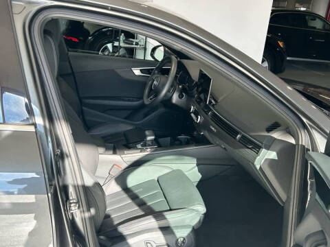 2023 Audi A4 quattro S line Premium 45 TFSI