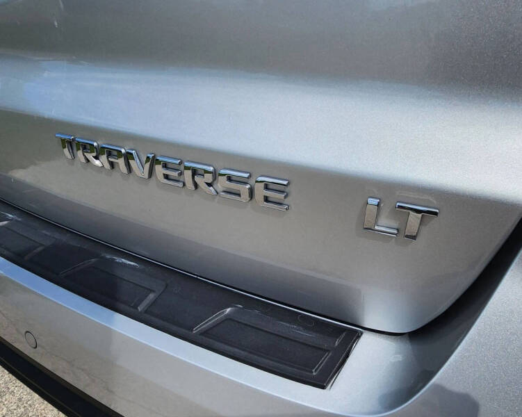 2017 Chevrolet Traverse LT